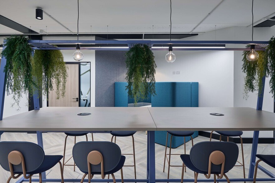 36 Ferensway, Hull à louer - Photo du bâtiment - Image 2 de 10