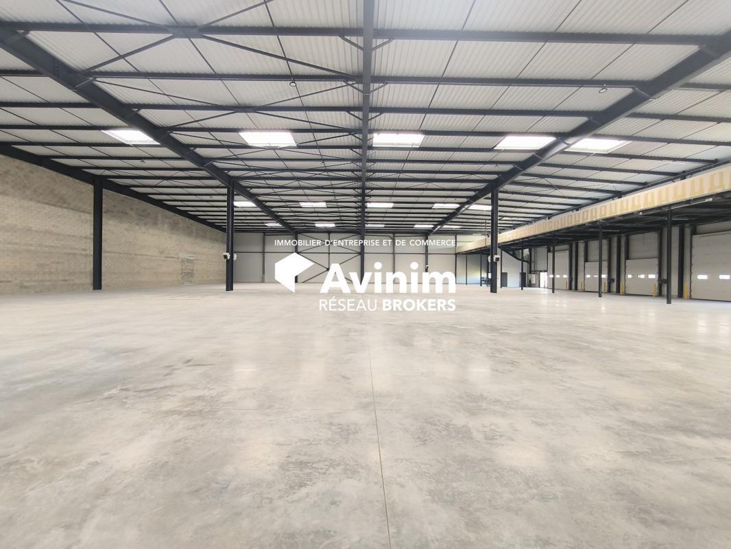 Industrial in Plaisir for lease Interior Photo- Image 1 of 5