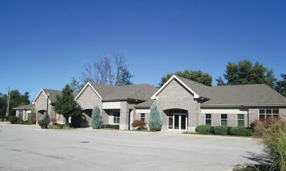 1405 W County Line Rd, Greenwood, IN à louer - Photo du bâtiment - Image 3 de 5