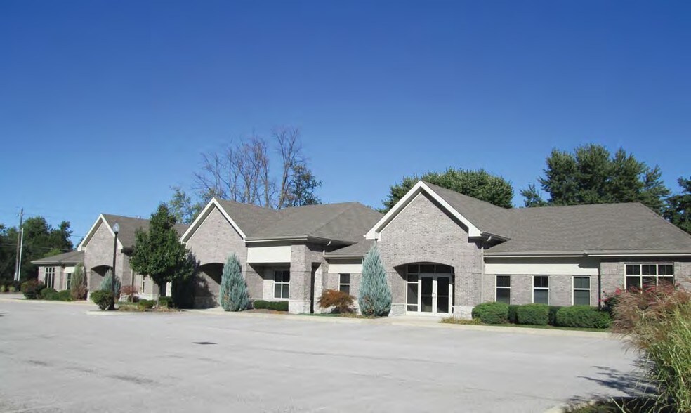 1405 W County Line Rd, Greenwood, IN à louer - Photo du bâtiment - Image 3 de 5