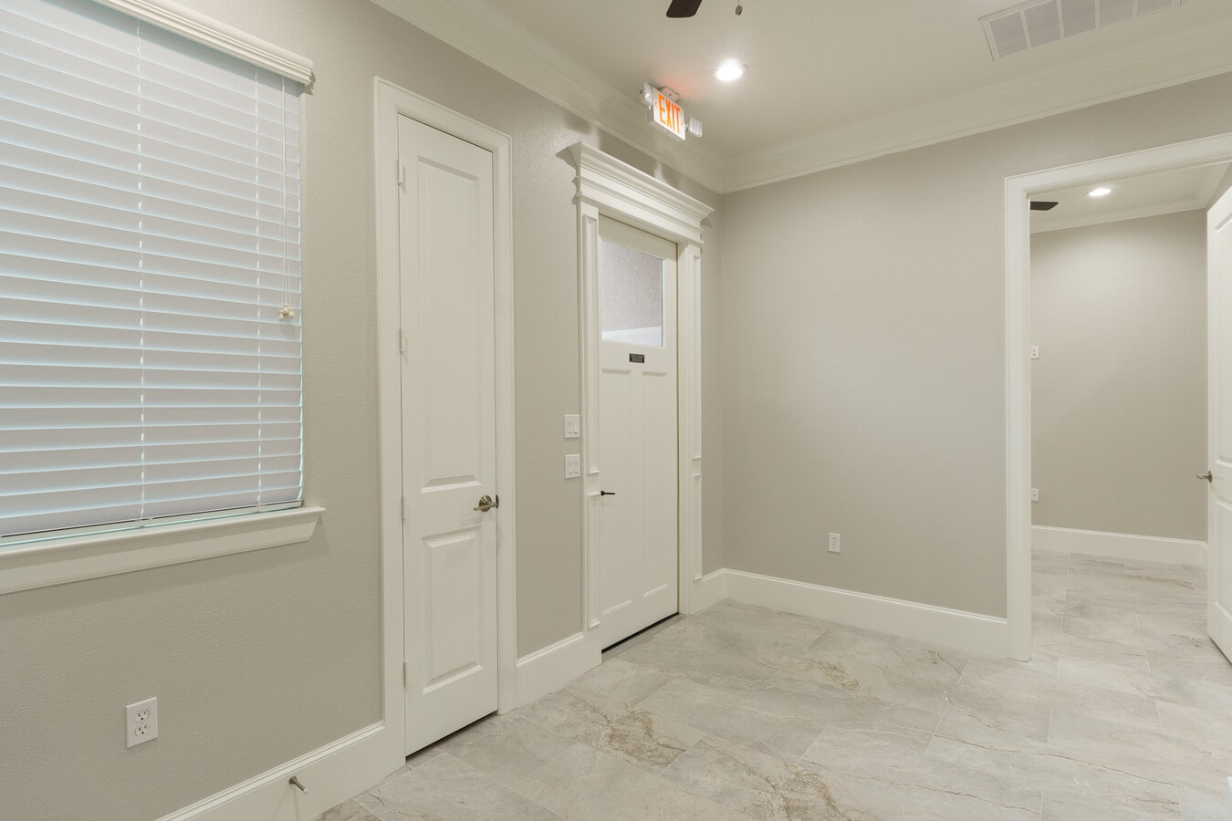 12414 Spring Cypress Rd, Tomball, TX 77377 - Unit B -  - Interior Photo - Image 1 of 13