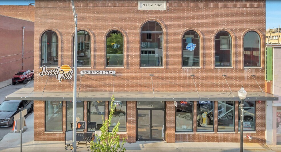 127 W Main St, Ardmore, OK à louer - Photo du bâtiment - Image 2 de 17