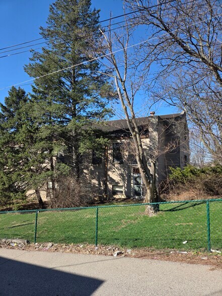 2540 Woodstock Ave, Pittsburgh, PA à vendre - Photo du bâtiment - Image 3 de 22