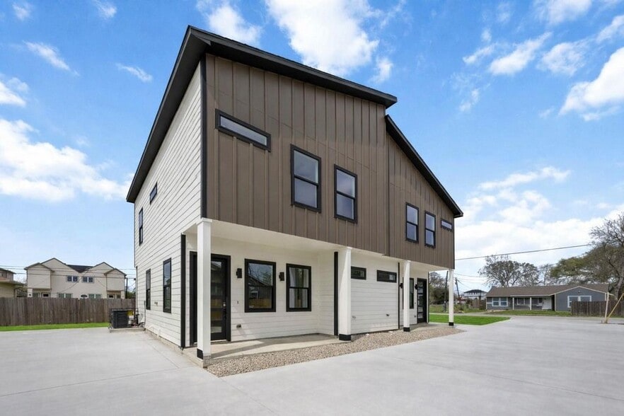 4804 Carmen Street #A-B, Houston, TX à vendre - Photo principale - Image 1 de 24