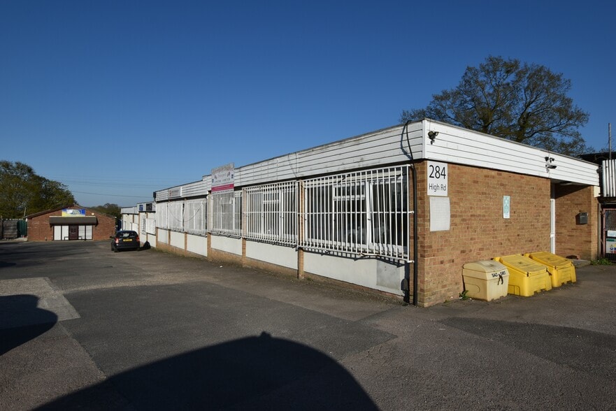 High Rd, Epping for lease - Primary Photo - Image 1 of 4