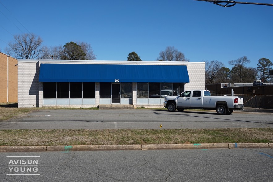 300 W 32nd St, Charlotte, NC for sale - Primary Photo - Image 1 of 1