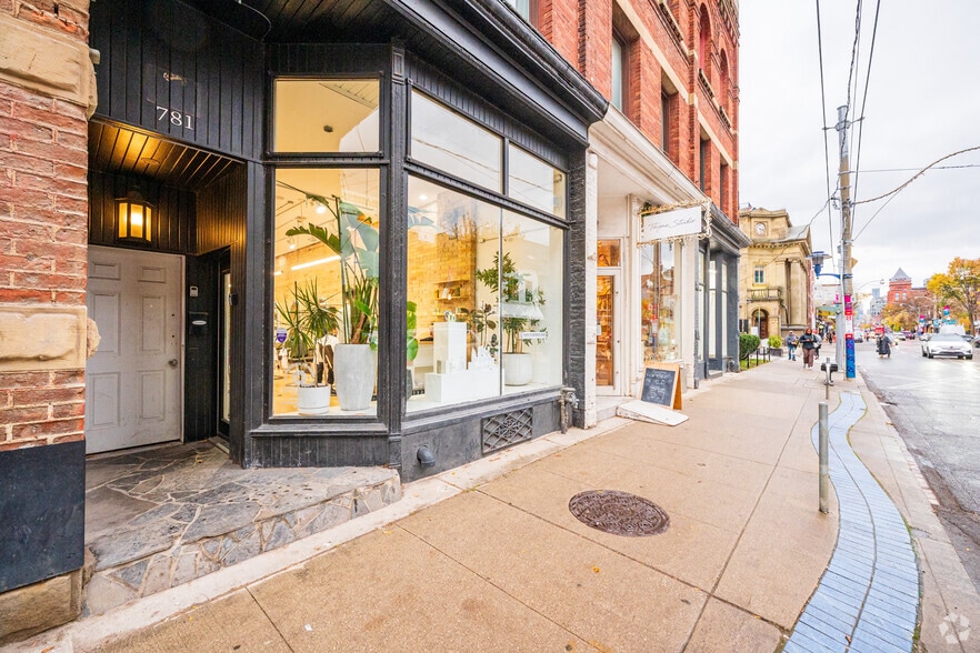 781 Queen St E, Toronto, ON for sale - Building Photo - Image 3 of 3