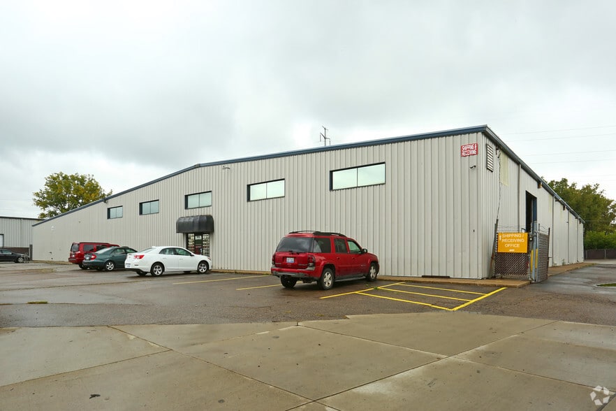 26125 Trowbridge St, Inkster, MI for lease - Building Photo - Image 3 of 4
