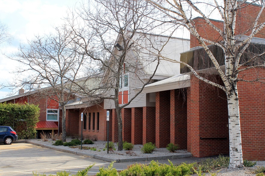 194 Pleasant St, Concord, NH for lease - Building Photo - Image 3 of 5