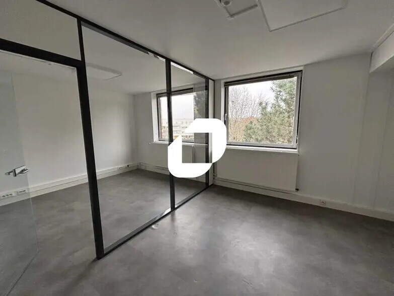 Bureau dans Évry-Courcouronnes à vendre - Photo intérieure - Image 3 de 13