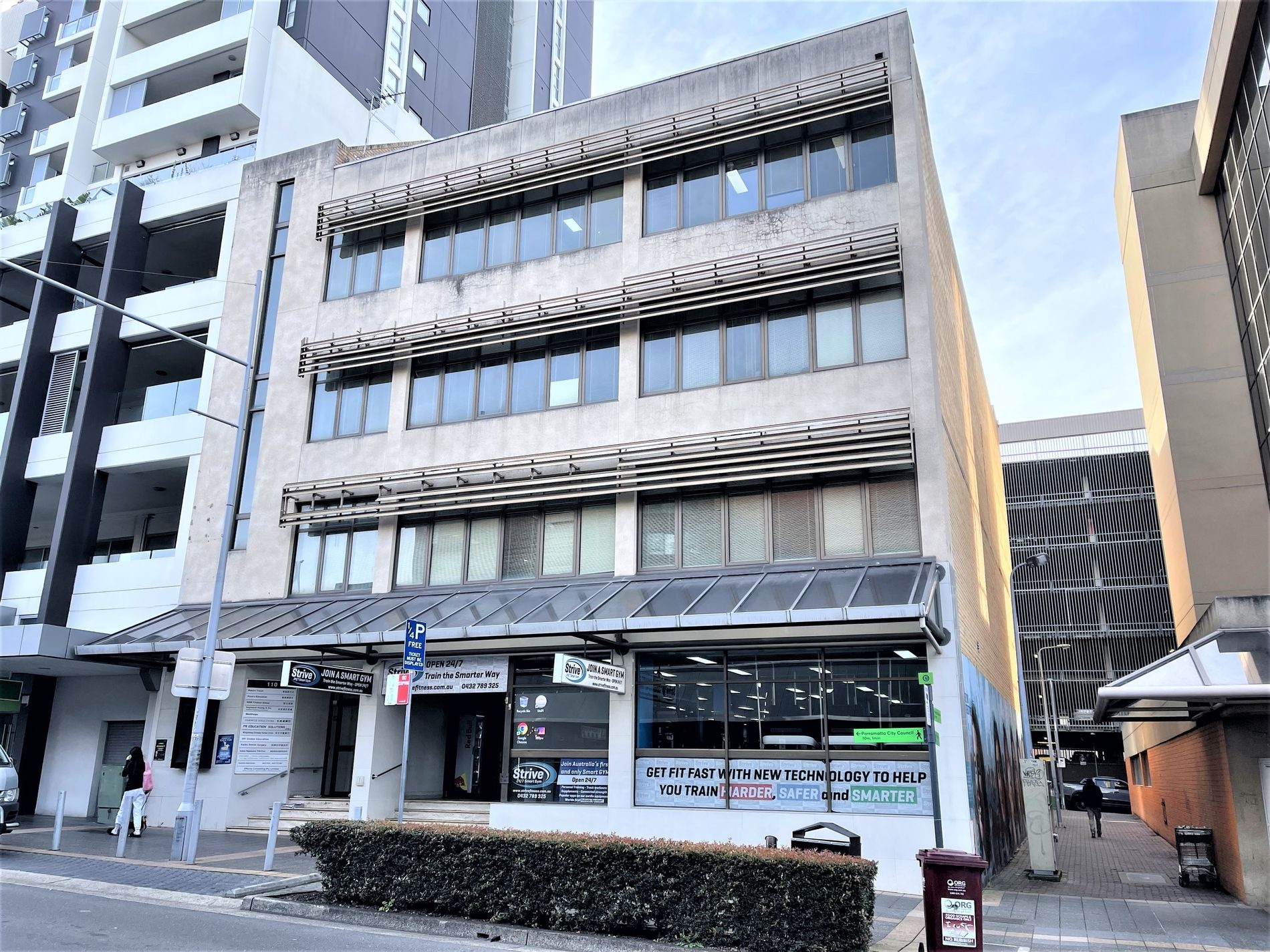 110-112 Church St, Parramatta for lease Primary Photo- Image 1 of 2