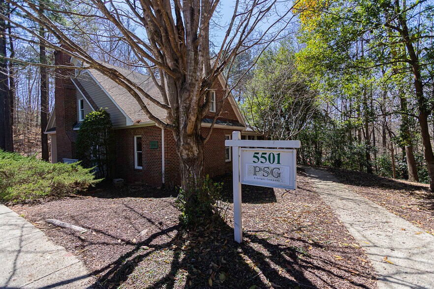5501 McNeely Dr, Raleigh, NC à vendre - Photo du bâtiment - Image 3 de 41