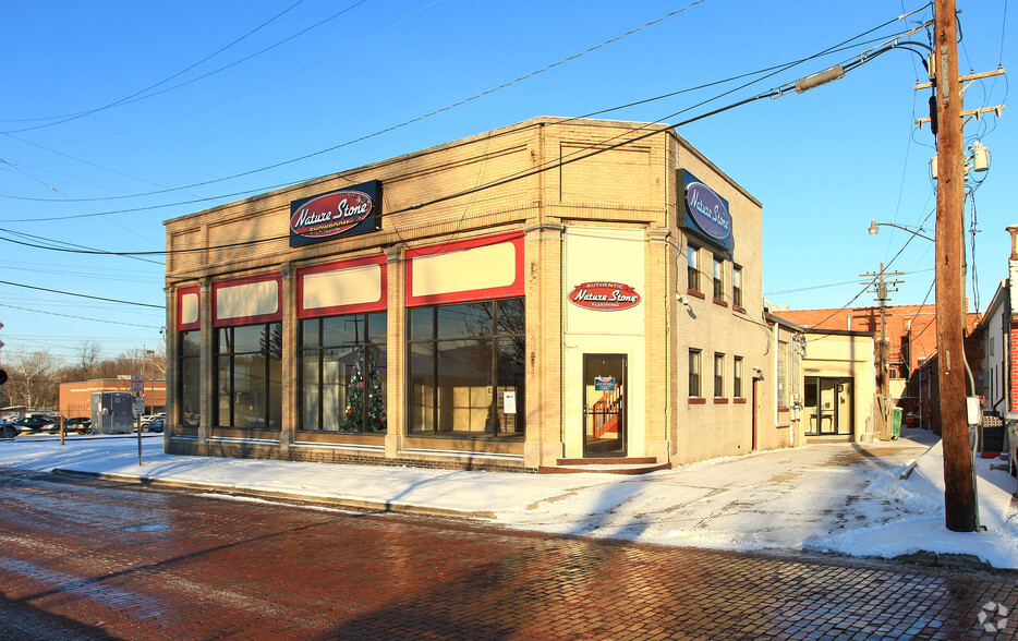 15 N Park St, Bedford, OH for lease - Primary Photo - Image 1 of 17