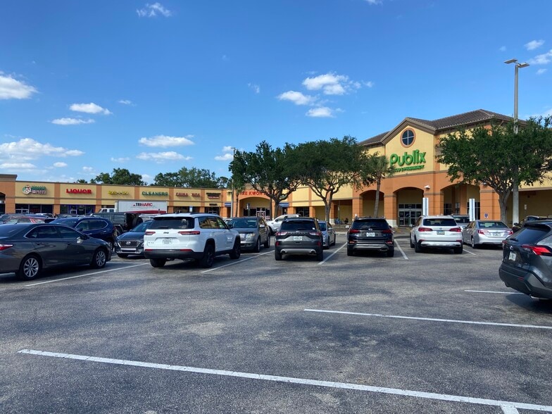 4925-5001 E State Road 64, Bradenton, FL à louer - Photo du bâtiment - Image 1 de 4