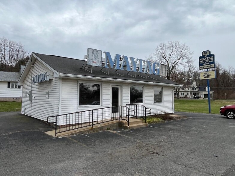 76 Hartford Tpke, Vernon, CT for lease - Building Photo - Image 1 of 7