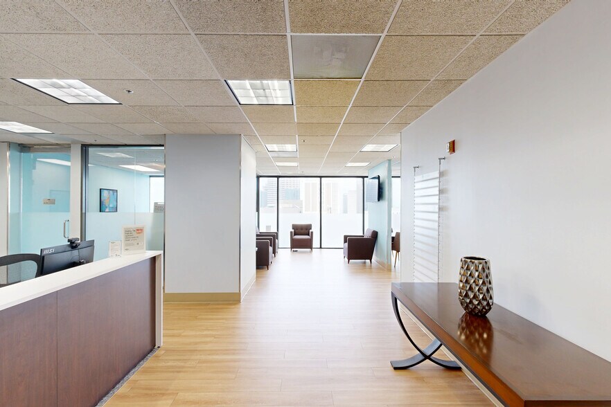 650 Poydras St, New Orleans, LA à louer - Numérisation 3D de Matterport - Image 2 de 60