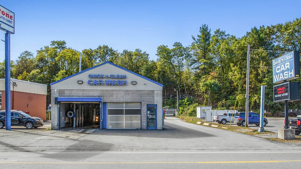 511 John Fitch Hwy, Fitchburg, MA à vendre - Photo du bâtiment - Image 2 de 3