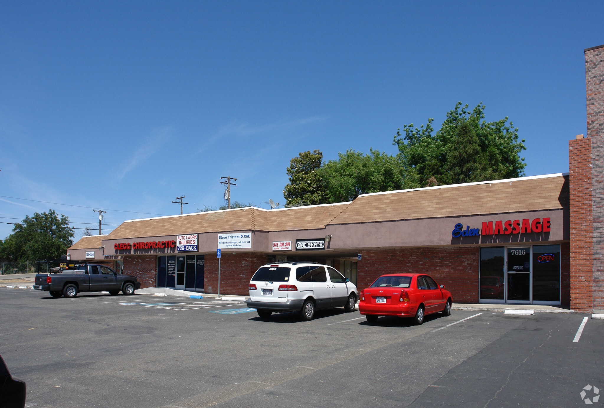 7616-7628 Auburn Blvd, Citrus Heights, CA for sale Primary Photo- Image 1 of 12