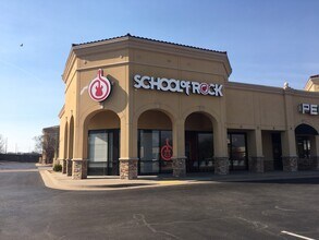 4611-4651 W Kenosha St, Broken Arrow, OK à louer Photo du bâtiment- Image 1 de 2