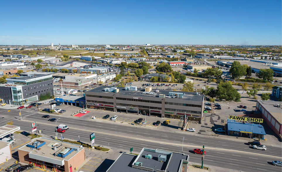 4014 Macleod Trl S, Calgary, AB à louer - Photo du bâtiment - Image 1 de 9