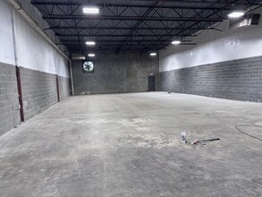 4275 Arco Ln, North Charleston, SC for lease Interior Photo- Image 1 of 2