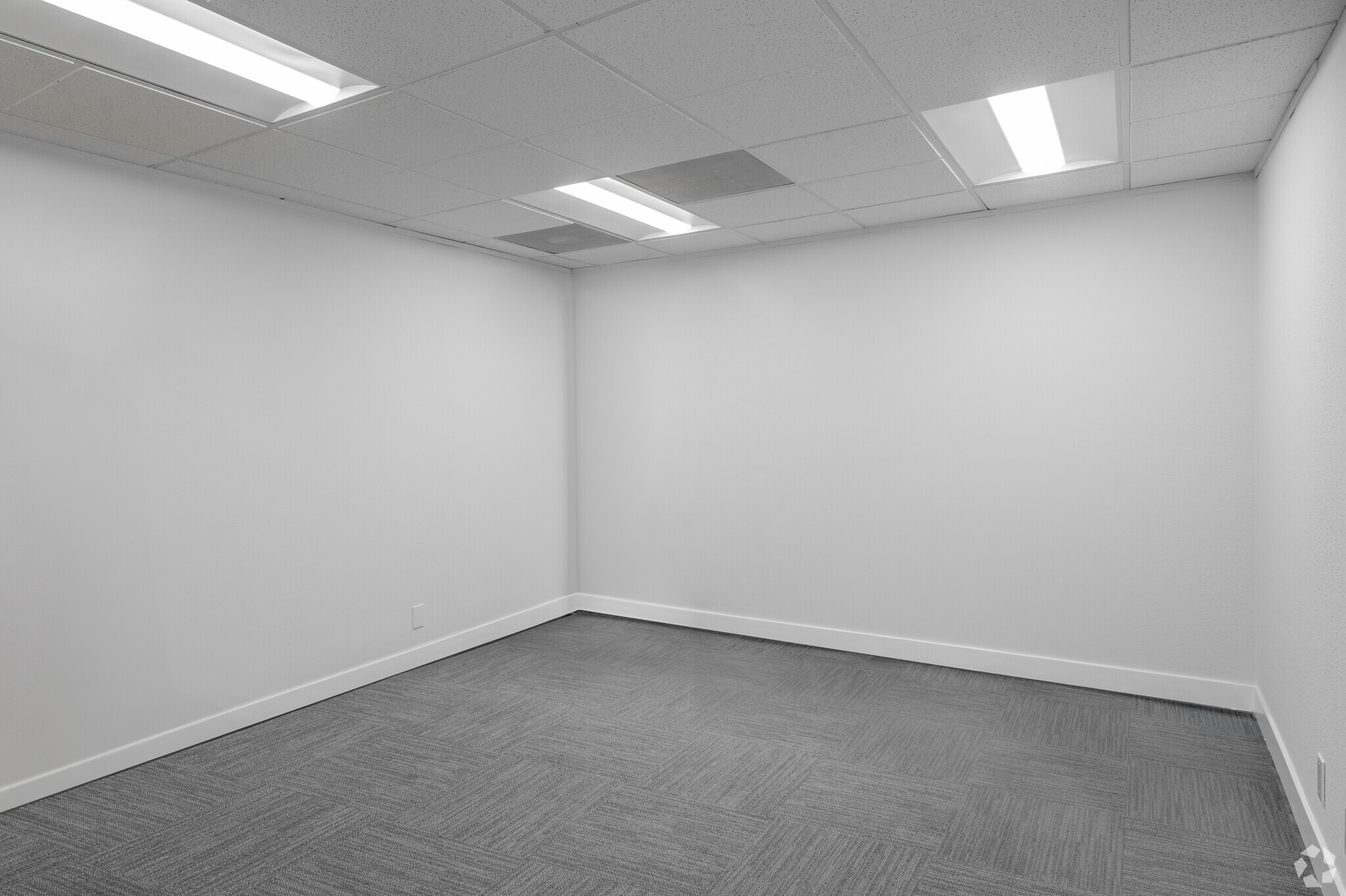 23591 El Toro Rd, Lake Forest, CA for lease Interior Photo- Image 1 of 7