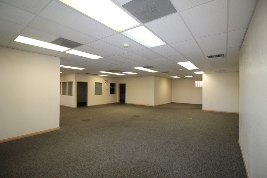 3505 E Flamingo Rd, Las Vegas, NV à louer - Photo intérieure - Image 3 de 37