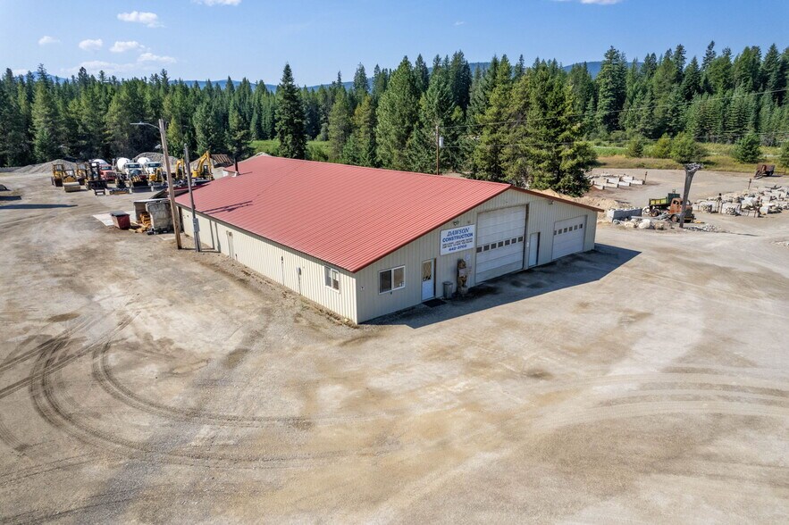 116 Sullivan Lake Rd, Ione, WA à vendre - Photo du bâtiment - Image 2 de 68