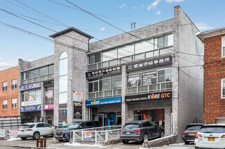 Plus de détails pour 4338-4342 162nd St, Flushing, NY - Bureau/Commerce de détail à louer