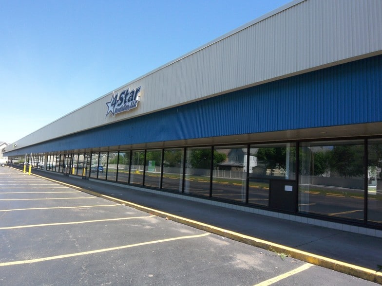 2400 Seneca St, Buffalo, NY for lease - Building Photo - Image 1 of 4