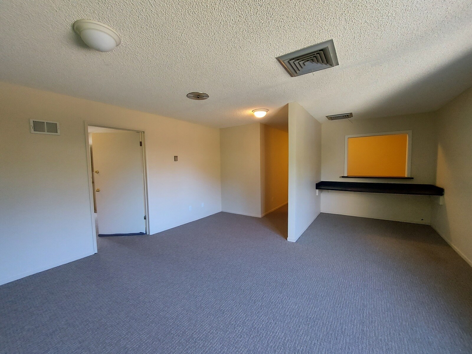 7765 Healdsburg Ave, Sebastopol, CA for lease Interior Photo- Image 1 of 4