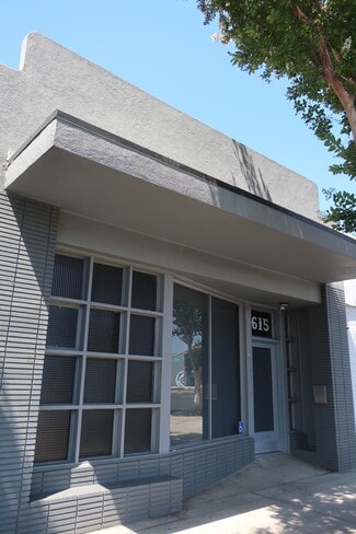 Plus de détails pour 615 S Victory Blvd, Burbank, CA - Bureau/Commerce de détail à louer