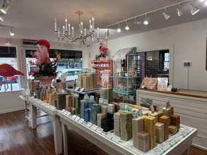 726 Caroline St, Fredericksburg, VA à louer Photo intérieure- Image 2 de 7