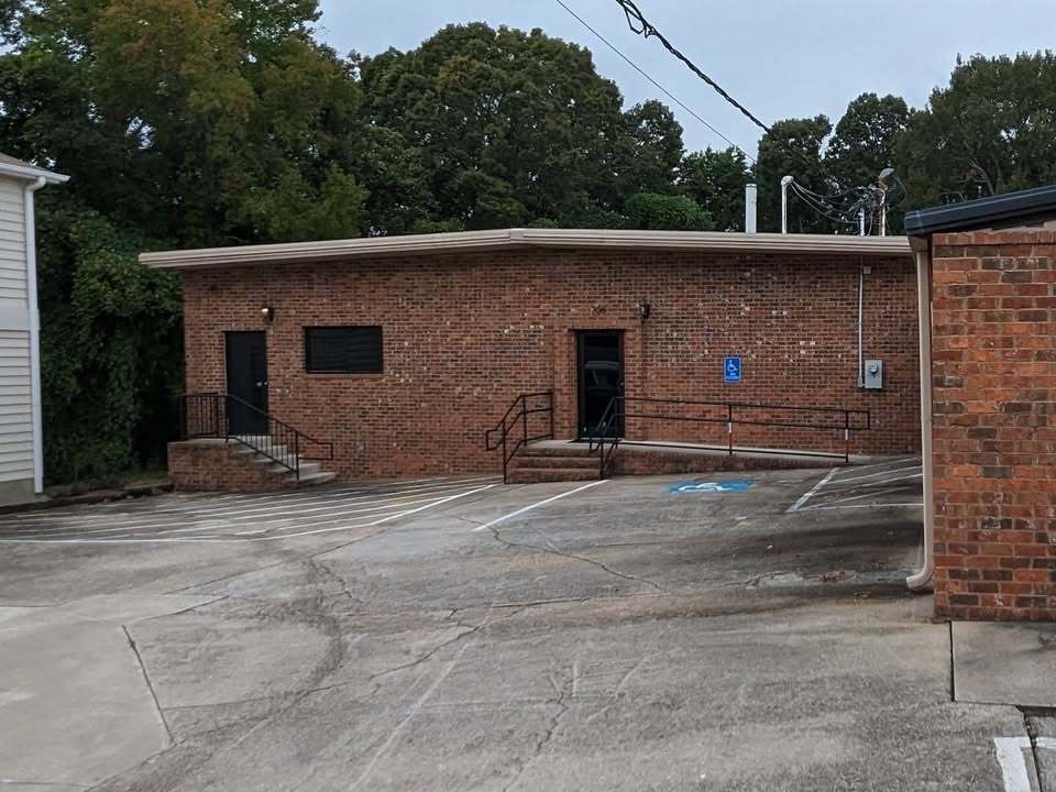 712 Oak St, Gainesville, GA for lease Primary Photo- Image 1 of 6