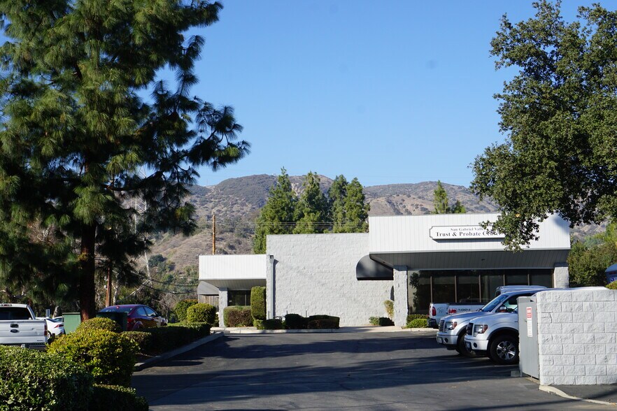 1200-1242 N San Dimas Canyon Rd, San Dimas, CA for lease - Building Photo - Image 2 of 7