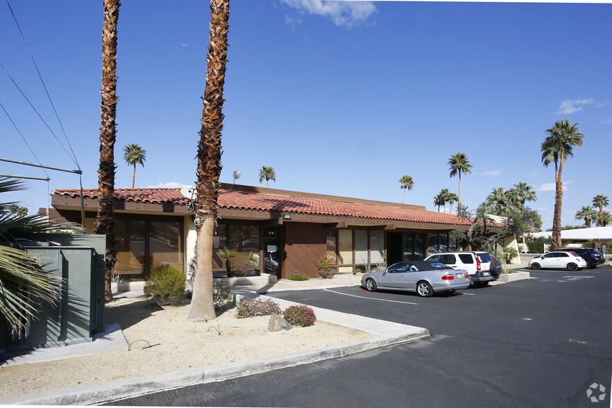 45445 Portola Ave, Palm Desert, CA for lease - Building Photo - Image 2 of 11