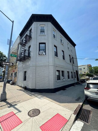 Plus de détails pour 56-30 61st St, Maspeth, NY - Multi-résidentiel à vendre