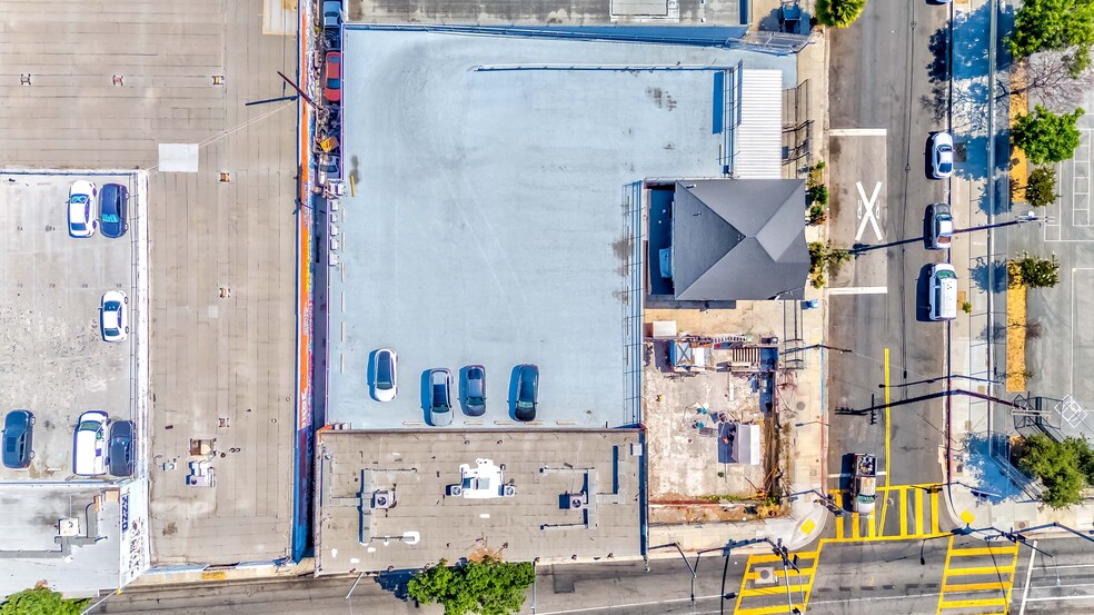 519 E Washington Blvd, Los Angeles, CA for lease - Building Photo - Image 3 of 15