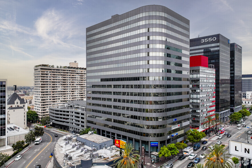 3530 Wilshire Blvd, Los Angeles, CA for lease - Building Photo - Image 1 of 9