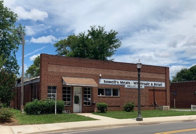 251 White St E, Rock Hill, SC for sale Primary Photo- Image 1 of 2