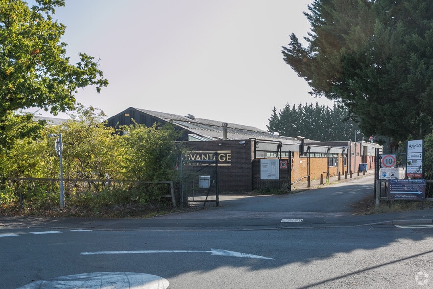 Spring Ln S, Malvern for lease - Building Photo - Image 2 of 12
