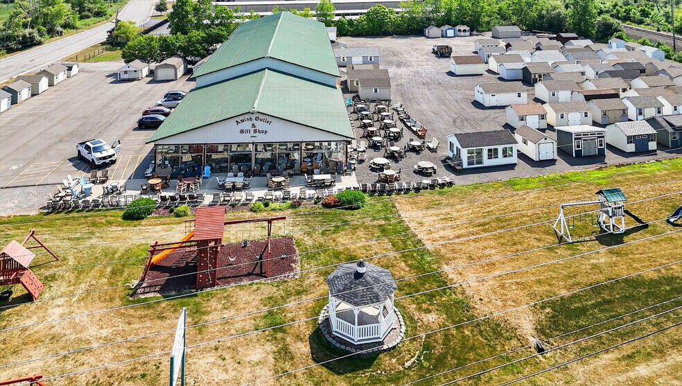 3530 - 3532 Union St, North Chili, NY à vendre - Photo du bâtiment - Image 3 de 52