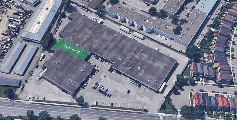 581-597 Trethewey Dr, Toronto, ON à louer - Photo du bâtiment - Image 2 de 4