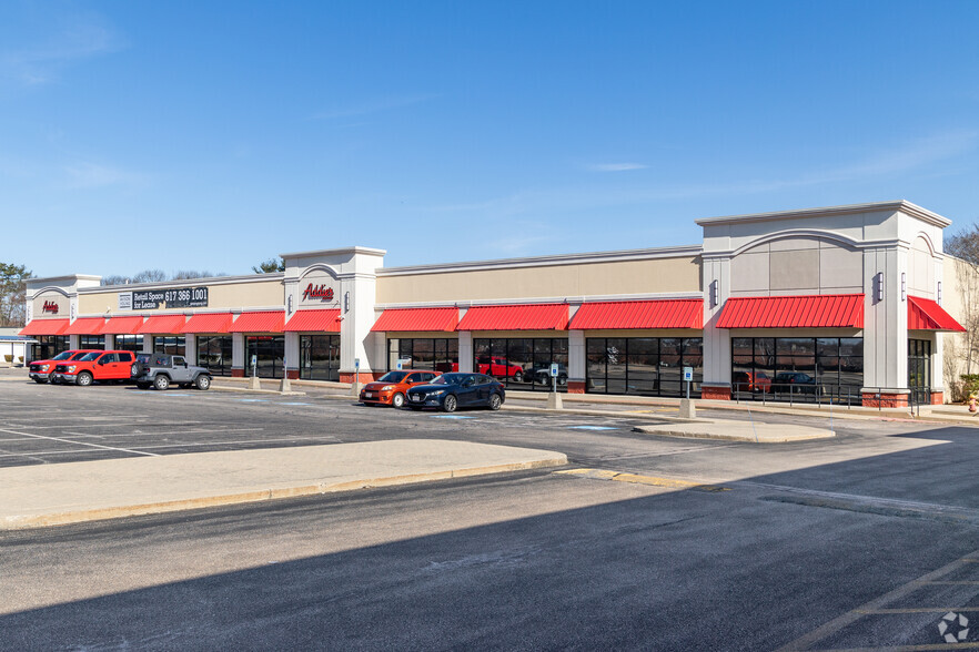 911-921 Providence Hwy, Norwood, MA for lease - Building Photo - Image 2 of 5