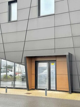 Plus de détails pour Bureau, Local d'activités à louer