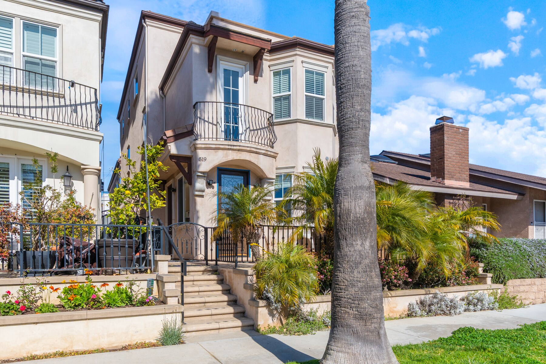 519 13th St, Huntington Beach, CA à vendre Photo principale- Image 1 de 1