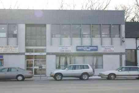 3267-3277 Bloor St W, Toronto, ON for lease - Building Photo - Image 3 of 5