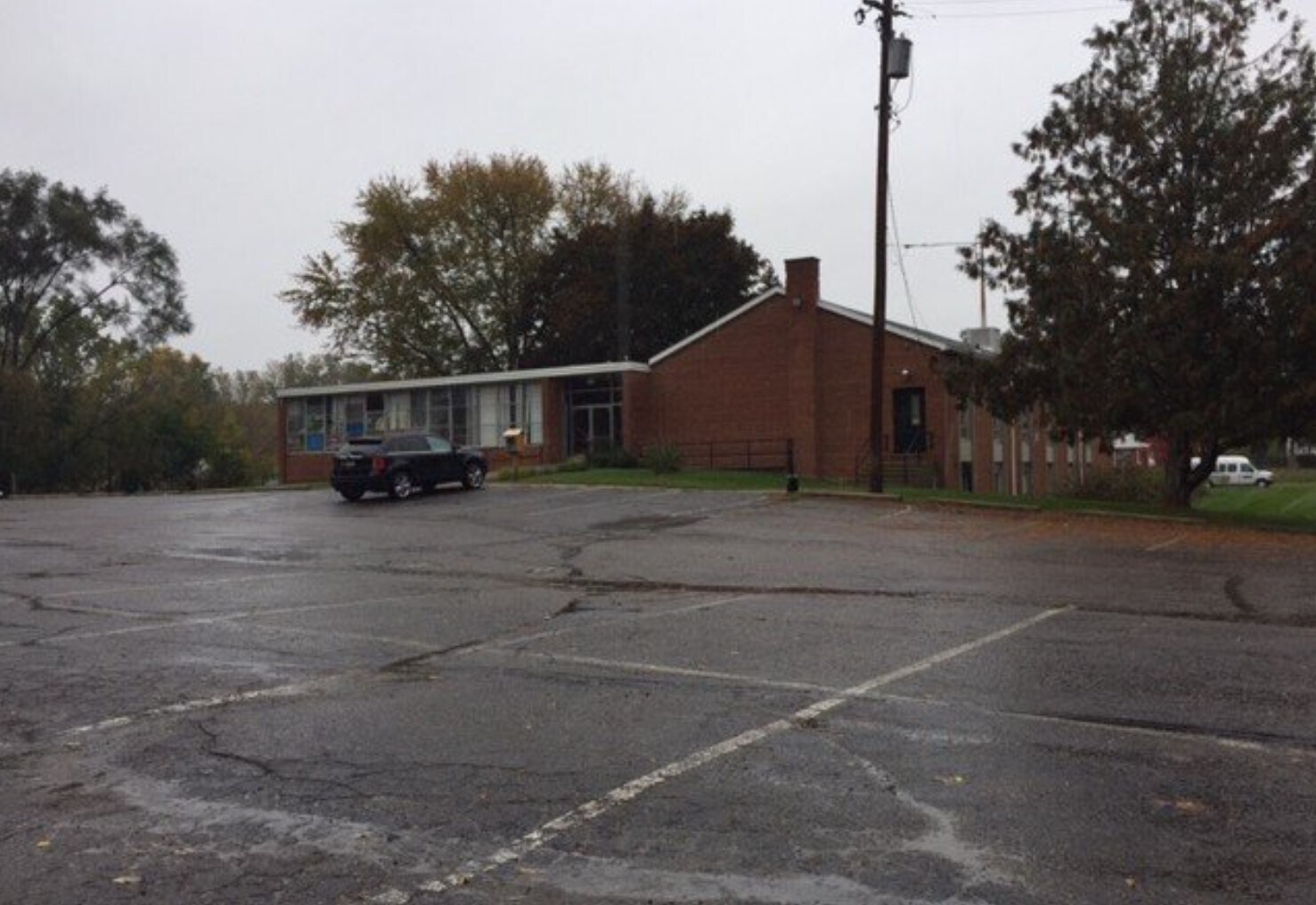 12065 W Outer Dr, Detroit, MI for lease Primary Photo- Image 1 of 7