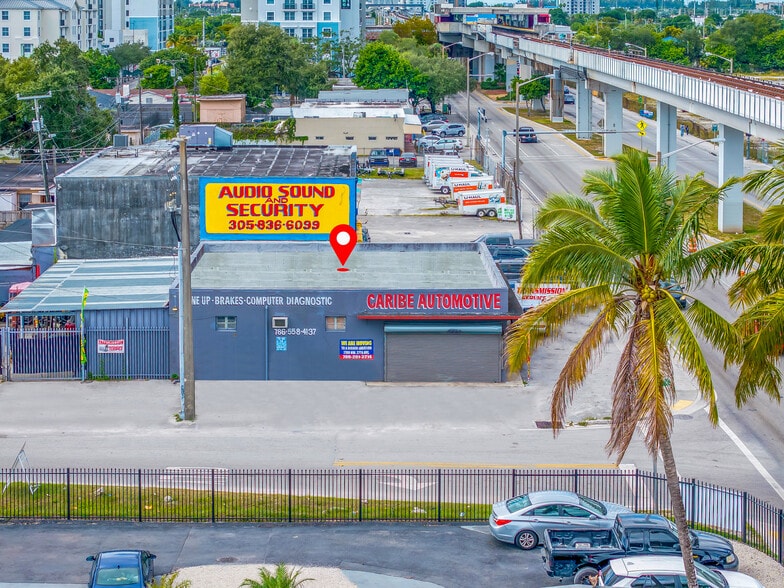 3000 NW 79th St, Miami, FL for lease - Building Photo - Image 3 of 15
