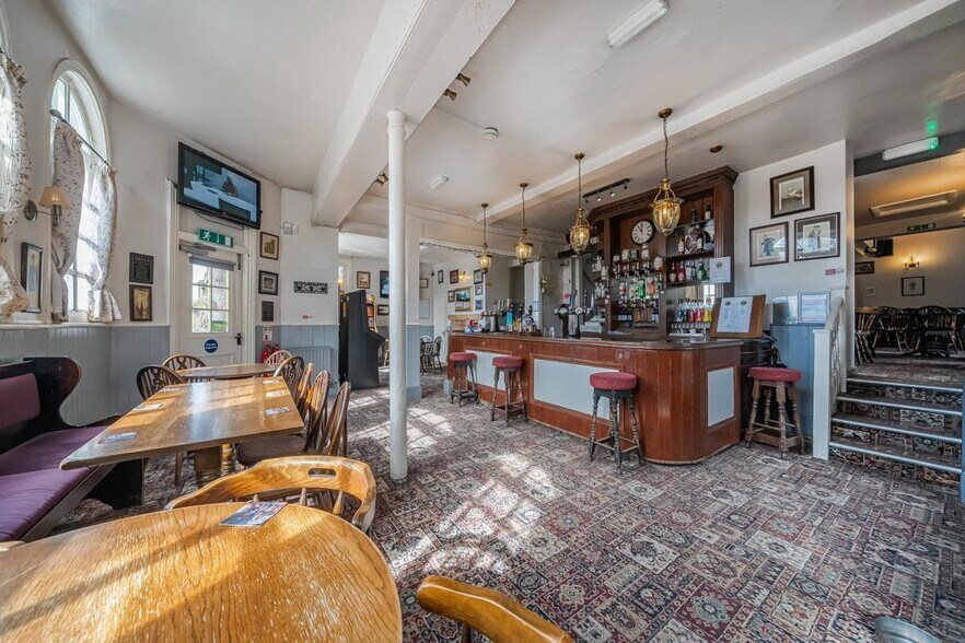 2 High St, Otford à louer - Photo du bâtiment - Image 3 de 23